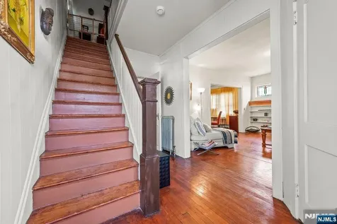 863 Pleasant Valley Way West Orange NJ 07052