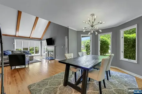 100 Easedale Road Wayne NJ 07470