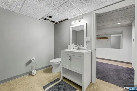 100 Easedale Road Wayne NJ 07470