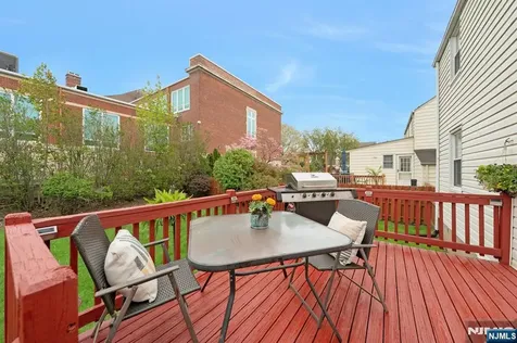 17 Brookdale Road Bloomfield NJ 07003