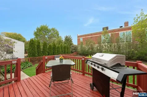17 Brookdale Road Bloomfield NJ 07003
