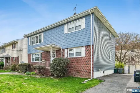 31 Division Street Bloomfield NJ 07003