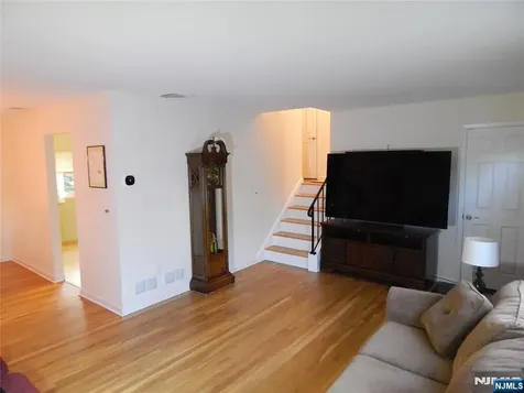 10 Lewis Road Montvale NJ 07645