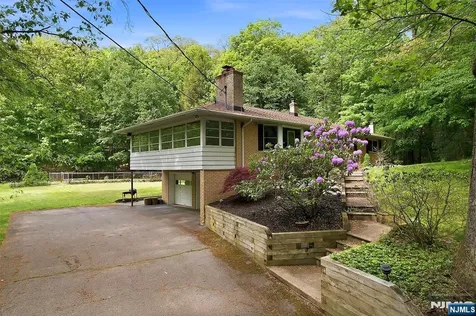 794 Westbrook Road West Milford NJ 07480