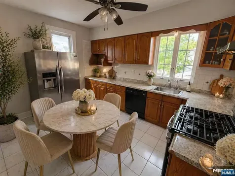 442 35th Street Paterson NJ 07504