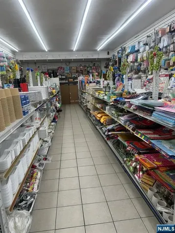 12 William Street Newark NJ 07102