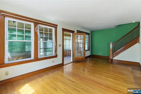 54 Rochelle Avenue Rochelle Park NJ 07662