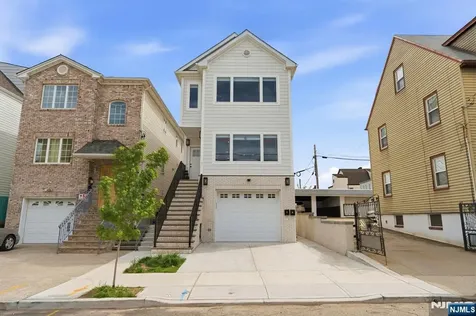 31 Patterson Street Harrison NJ 07029