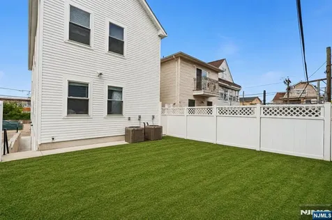 31 Patterson Street Harrison NJ 07029