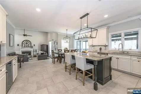 5 Crestview Lane Sparta NJ 07871