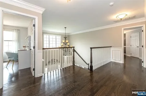 5 Crestview Lane Sparta NJ 07871