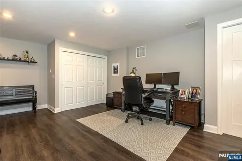 5 Crestview Lane Sparta NJ 07871