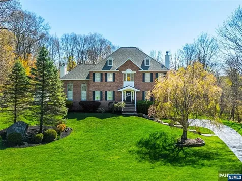 5 Crestview Lane Sparta NJ 07871
