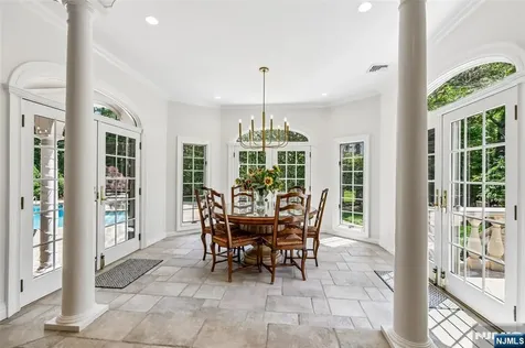 41 Sunflower Drive Upper Saddle River NJ 07458