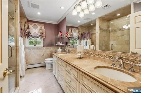 41 Sunflower Drive Upper Saddle River NJ 07458