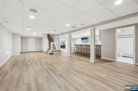 41 Sunflower Drive Upper Saddle River NJ 07458