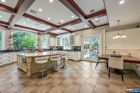 427 Spring Avenue Ridgewood NJ 07450