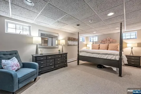 427 Spring Avenue Ridgewood NJ 07450