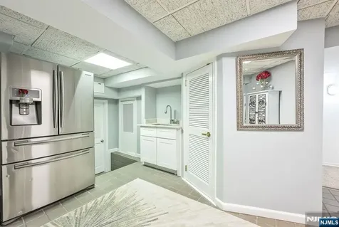 427 Spring Avenue Ridgewood NJ 07450