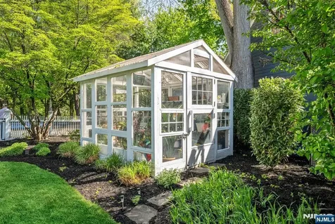 427 Spring Avenue Ridgewood NJ 07450
