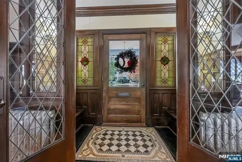 427 Spring Avenue Ridgewood NJ 07450