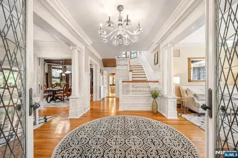 427 Spring Avenue Ridgewood NJ 07450