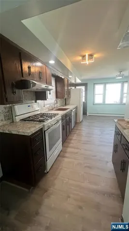 281 Main Street East Rutherford NJ 07073
