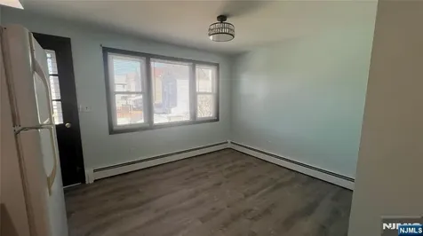281 Main Street East Rutherford NJ 07073