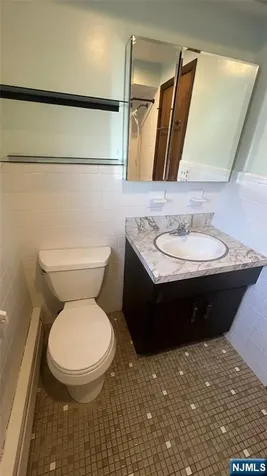 281 Main Street East Rutherford NJ 07073