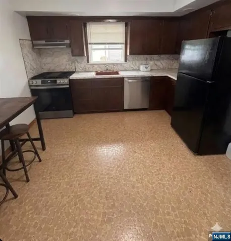 281 Main Street East Rutherford NJ 07073