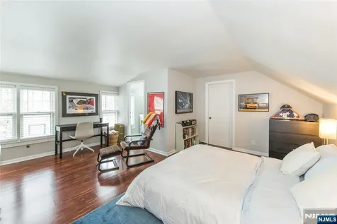 34 Oakwood Avenue Montclair NJ 07043