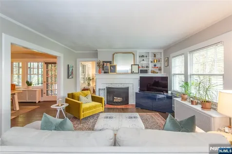 34 Oakwood Avenue Montclair NJ 07043