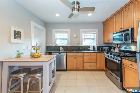 34 Oakwood Avenue Montclair NJ 07043
