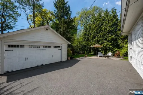 34 Oakwood Avenue Montclair NJ 07043
