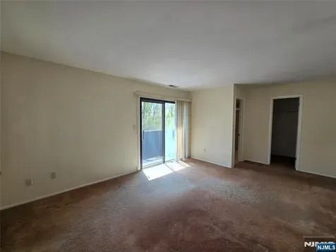 230 Indian Hollow Mahwah NJ 07430