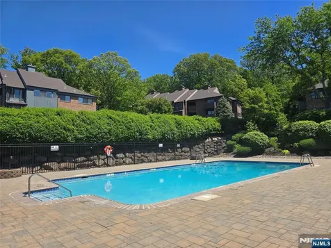 230 Indian Hollow Mahwah NJ 07430