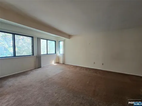 230 Indian Hollow Mahwah NJ 07430
