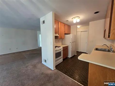 230 Indian Hollow Mahwah NJ 07430