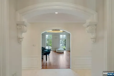 501 Timberline Drive Franklin Lakes NJ 07417