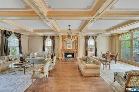 501 Timberline Drive Franklin Lakes NJ 07417