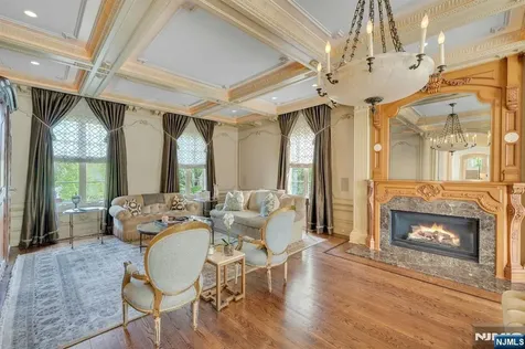 501 Timberline Drive Franklin Lakes NJ 07417