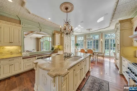 501 Timberline Drive Franklin Lakes NJ 07417