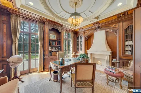 501 Timberline Drive Franklin Lakes NJ 07417