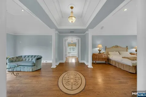 501 Timberline Drive Franklin Lakes NJ 07417