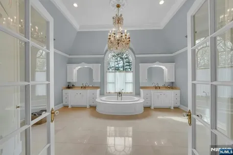 501 Timberline Drive Franklin Lakes NJ 07417