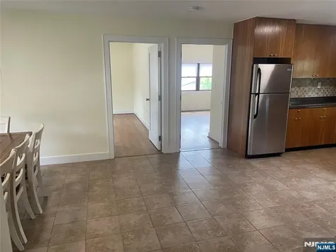 59 Elberon Avenue Hawthorne NJ 07506
