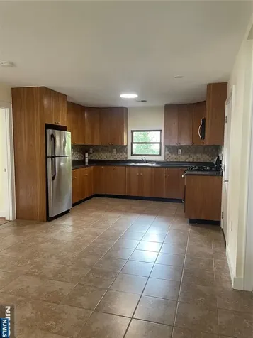 59 Elberon Avenue Hawthorne NJ 07506