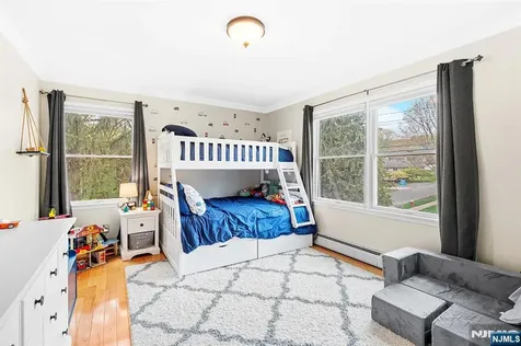 132 Maple Street Ramsey NJ 07446