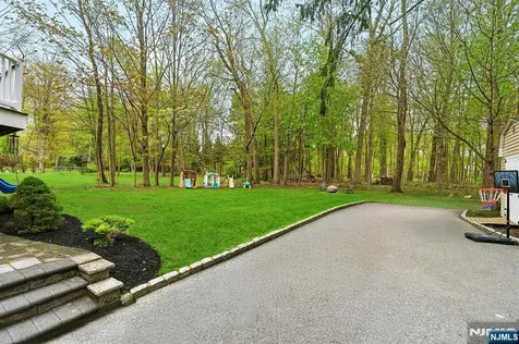132 Maple Street Ramsey NJ 07446