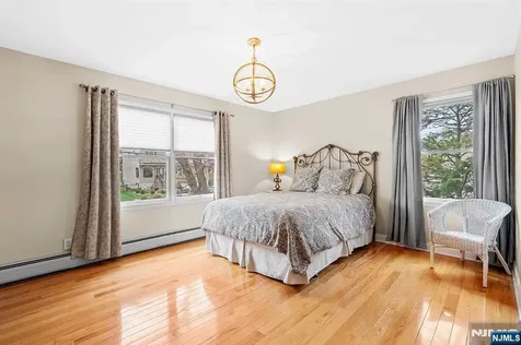132 Maple Street Ramsey NJ 07446